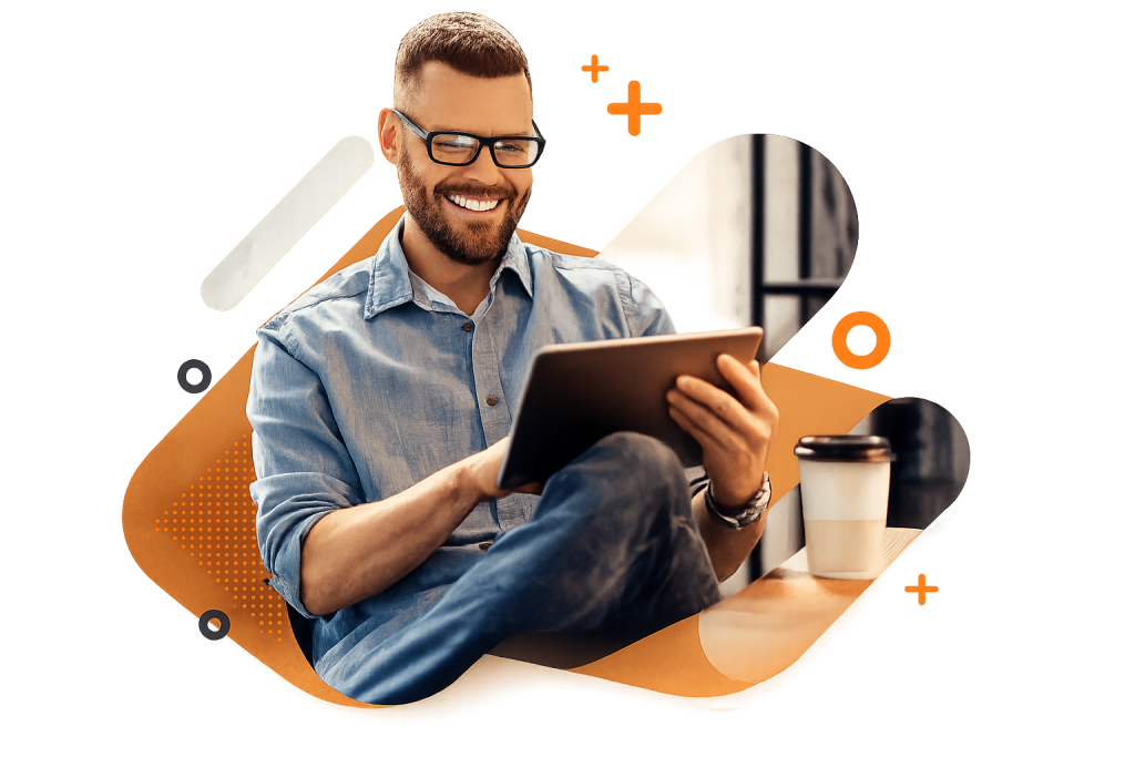 Specialist ZeroHost oferind asistență clienților